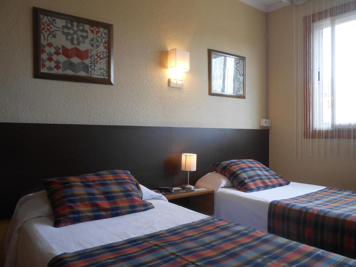 Hostal El Callejon Tarragona Kültér fotó