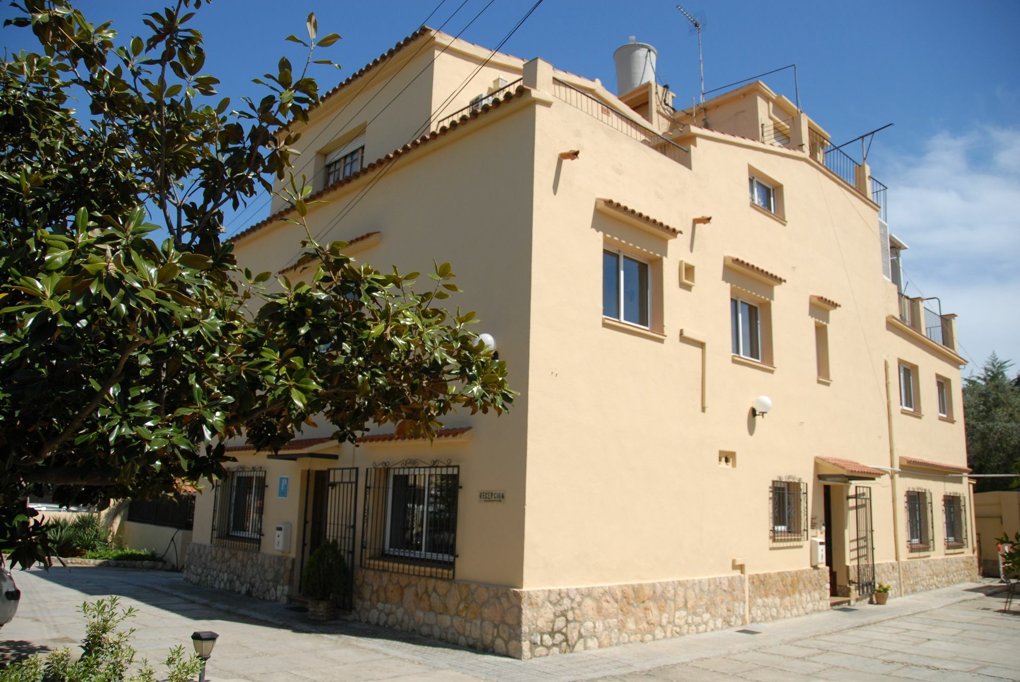 Hostal El Callejon Tarragona Kültér fotó
