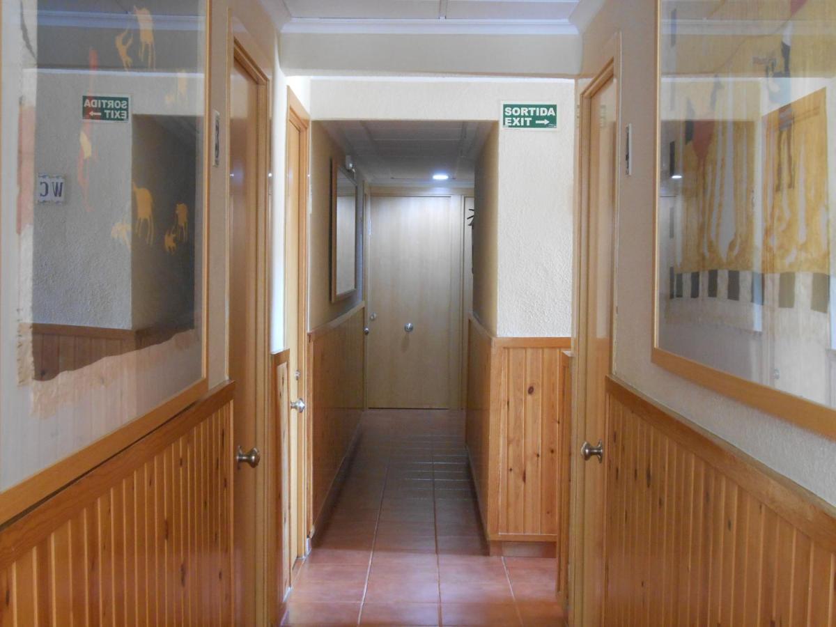 Hostal El Callejon Tarragona Kültér fotó