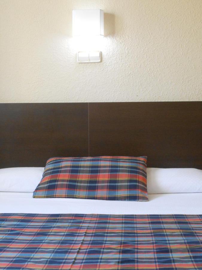 Hostal El Callejon Tarragona Kültér fotó