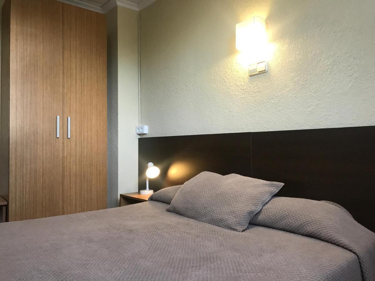 Hostal El Callejon Tarragona Kültér fotó