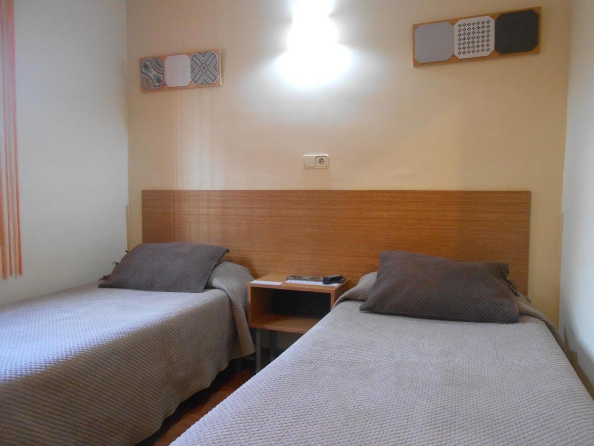 Hostal El Callejon Tarragona Kültér fotó