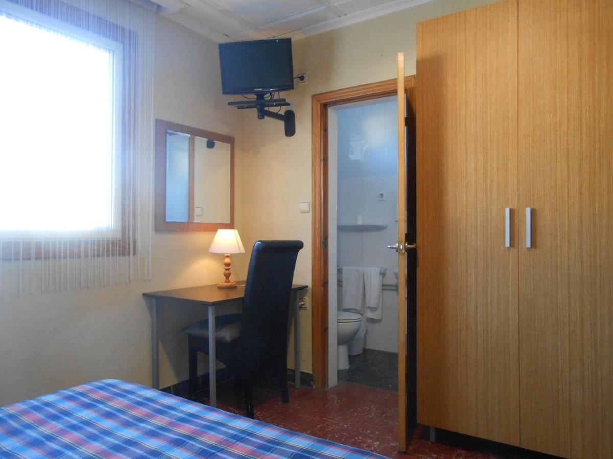 Hostal El Callejon Tarragona Kültér fotó