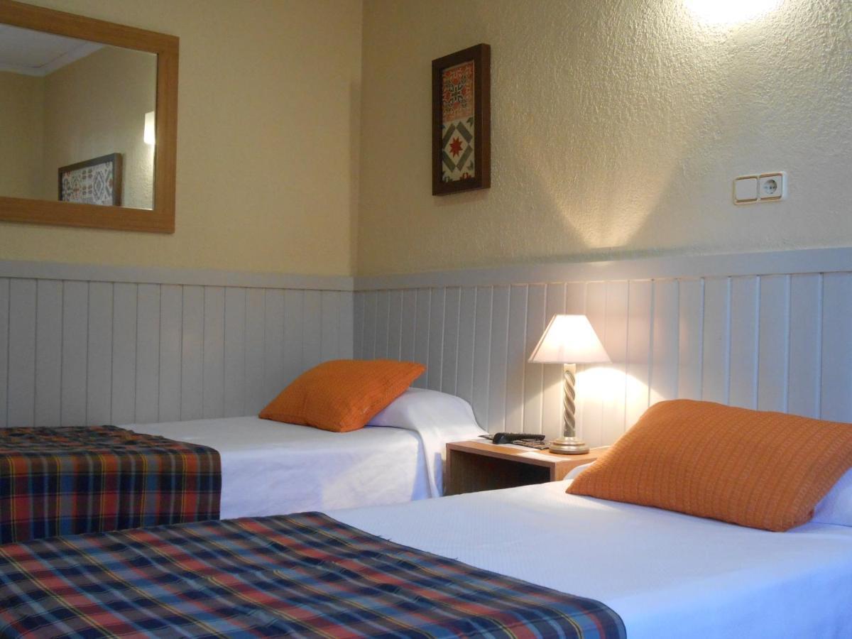 Hostal El Callejon Tarragona Kültér fotó