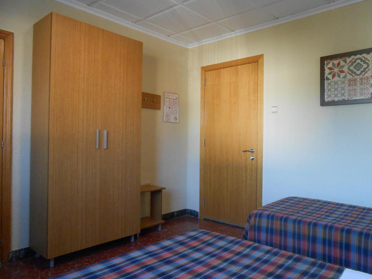 Hostal El Callejon Tarragona Kültér fotó