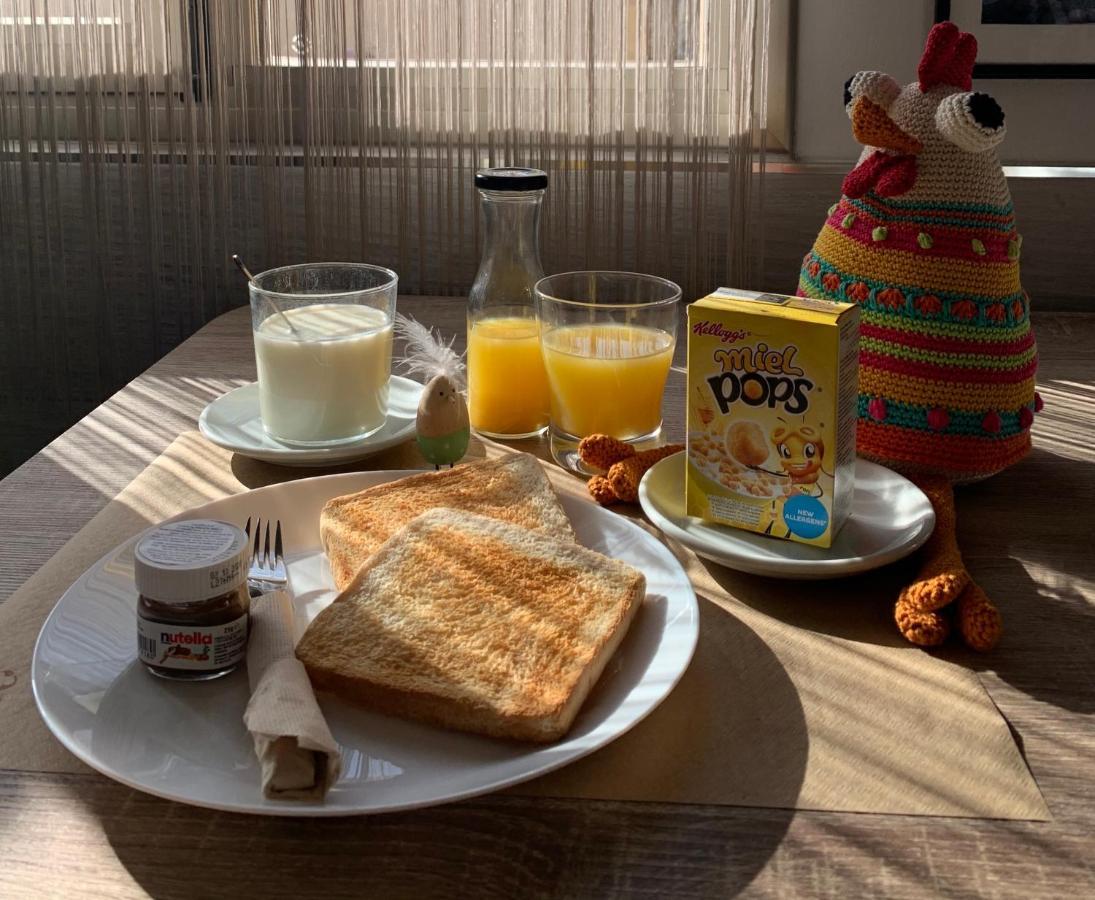 Hostal El Callejon Tarragona Kültér fotó